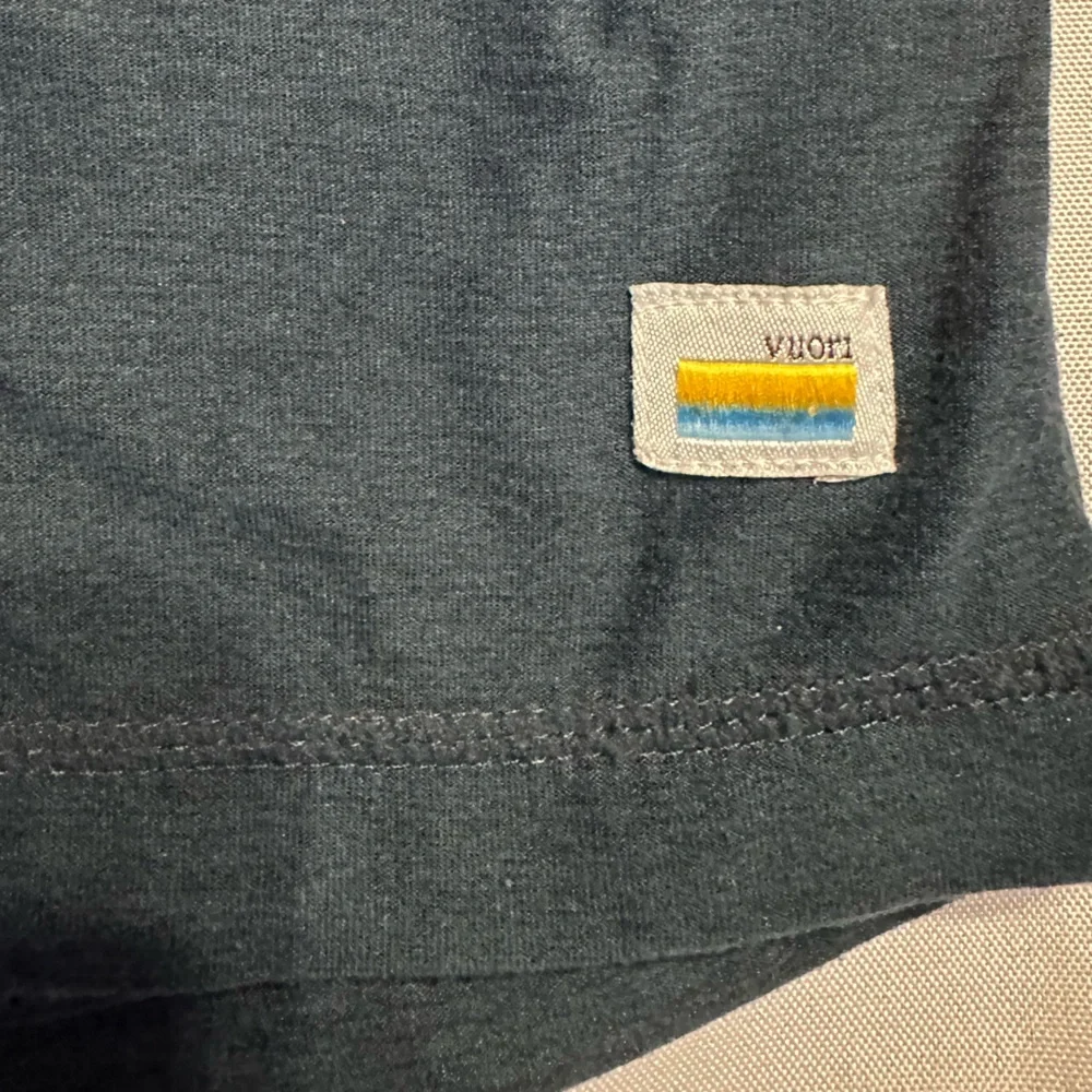 Vuori Men’s Strato Tech Long Sleeve - Picture 7 of 8